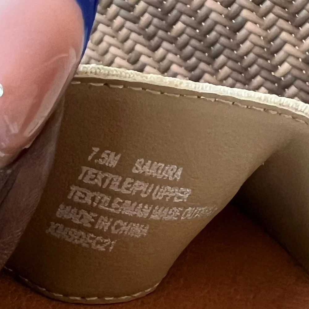 Tommy Bahama Sakura Espadrille Wedge Sandals Women’s Size 7.5M